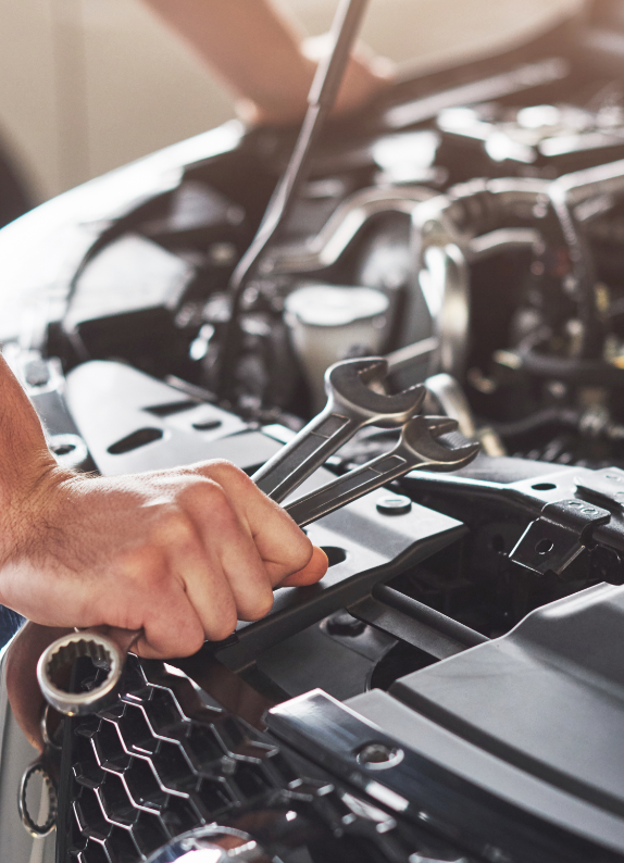 GARAGE TASTARD Garage Elven Muscular Car Service Worker Repairing Vehicle